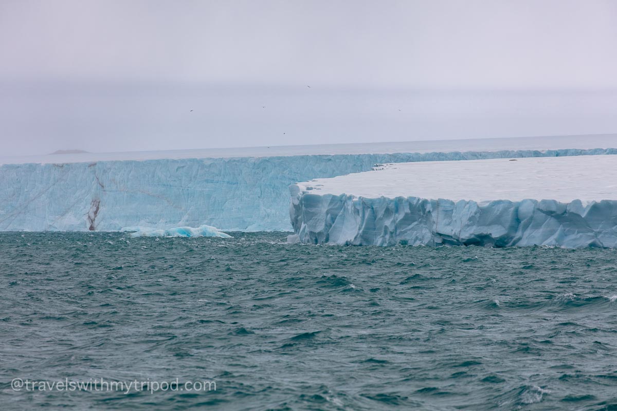 Bråsvellbreen ice wall