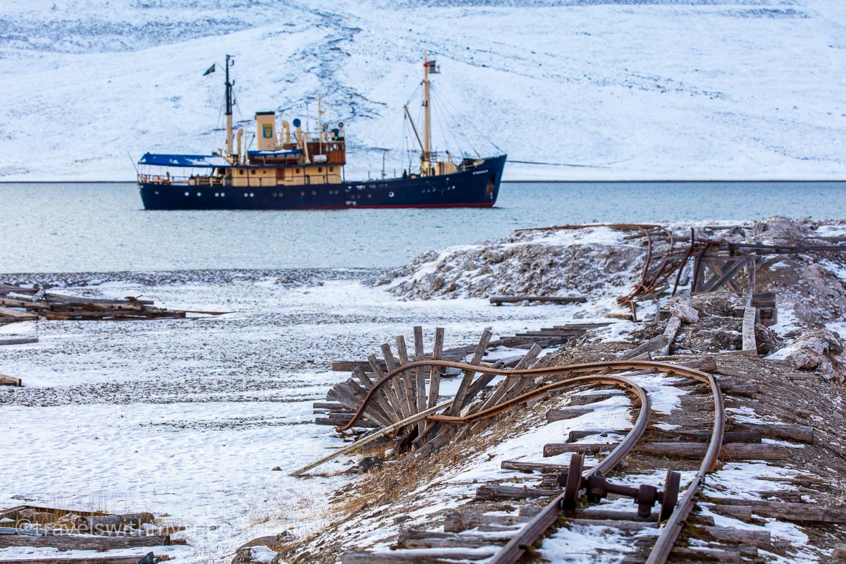 Mining remains at Skansbukta, Svalbard Mining remains at Skansbukta, Svalbard