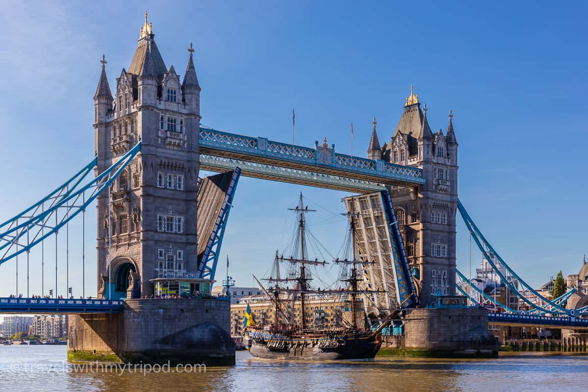 Tall Ship Gotheborg Passing Through Tower Bridge